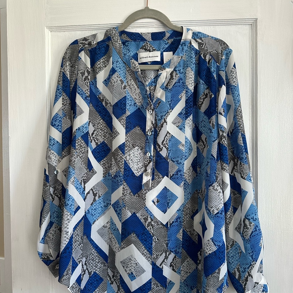 Alfred Dunner Blue and Gray Patterned Top